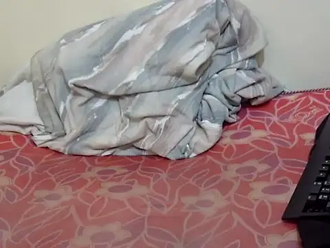 Snapshot of thendo1523 chatting on March 2, 5:08 am thendo1523 online show from March 2, 5:08 am