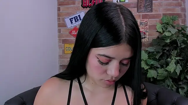 foxy vera online show from February 24, 11:11 am