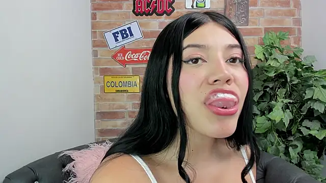 foxy vera online show from February 23, 11:11 am