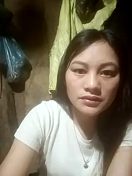 Momo-biki online show from April 29, 8:59 pm