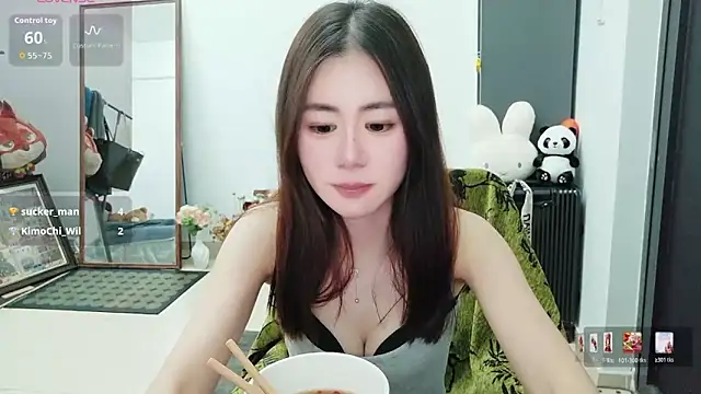 onnilan online show from March 11, 3:28 pm