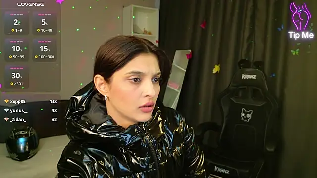 Eva Sterling  online show from April 13, 12:20 pm