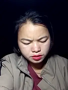 emlylyxinh online show from February 20, 7:16 pm