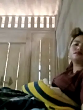 emlylyxinh online show from February 7, 8:55 am