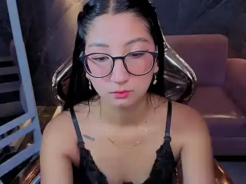 Sophie jones b online show from February 5, 12:34 pm