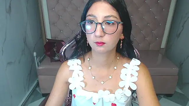 Sophie jones b online show from February 14, 12:49 pm