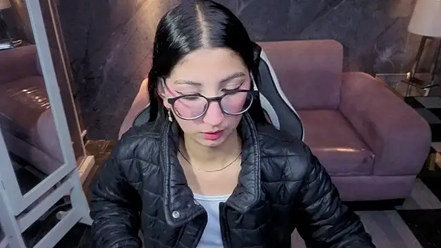 Sophie jones b online show from February 28, 12:49 pm