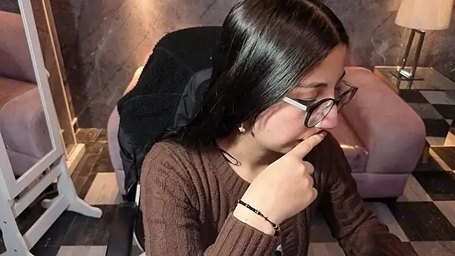 Sophie jones b online show from March 27, 11:44 am