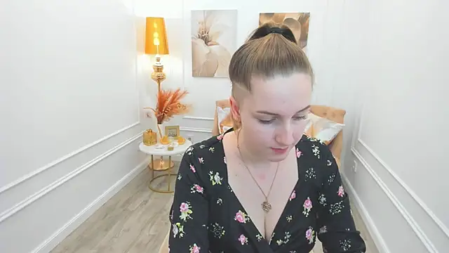 CaseyTerini online show from April 29, 3:54 am