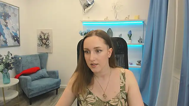 CaseyTerini online show from June 3, 11:33 am