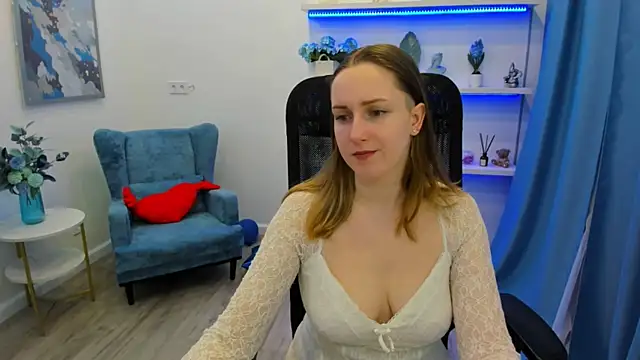 CaseyTerini online show from May 3, 4:06 am