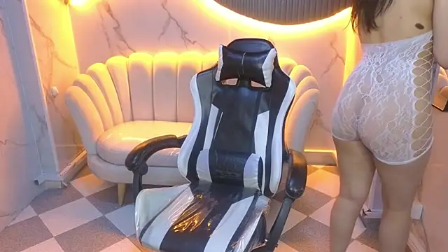 Valerie moon b online show from March 21, 12:53 pm