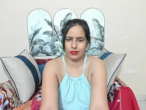 Snapshot of sara_conorr chatting on May 27, 3:47 am sara conorr online show from May 27, 3:47 am