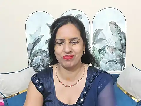 sara conorr online show from March 8, 4:05 am