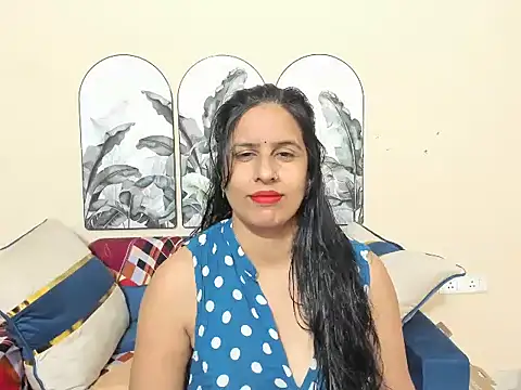 sara conorr online show from April 16, 5:08 am