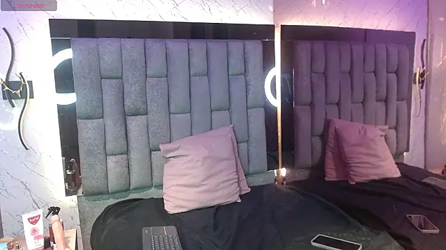 Snapshot of AriannaFoxxy chatting on February 19, 11:29 am AriannaFoxxy online show from February 19, 11:29 am