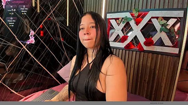 AriannaFoxxy online show from May 28, 12:00 pm
