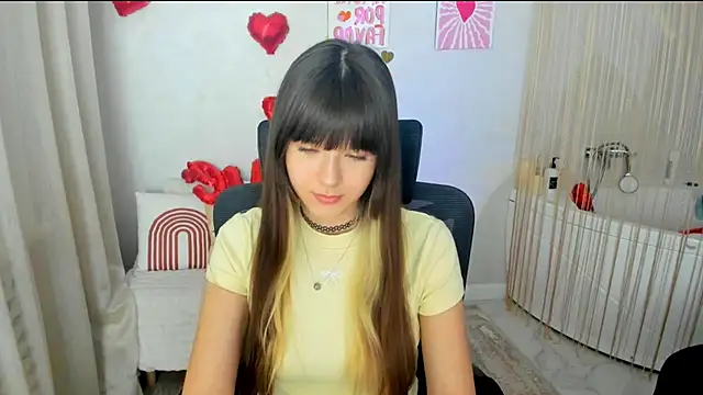 Snapshot of GentleTeas chatting on February 14, 6:30 pm GentleTeas online show from February 14, 6:30 pm