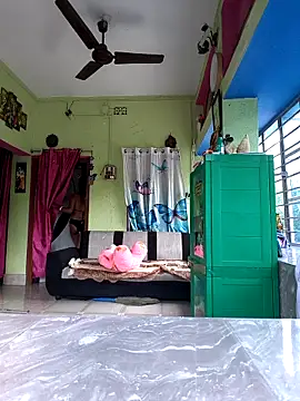 Mahira06 online show from April 17, 5:43 am