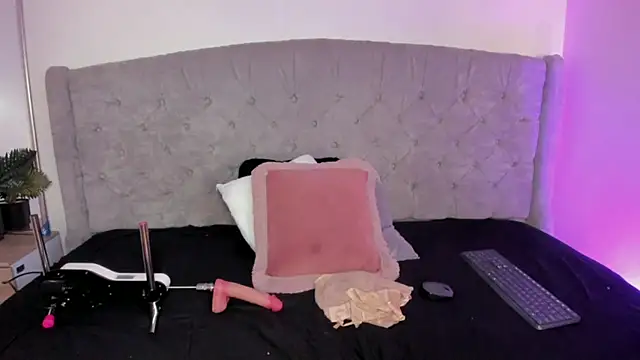 BianncaDiaz online show from March 24, 1:11 pm