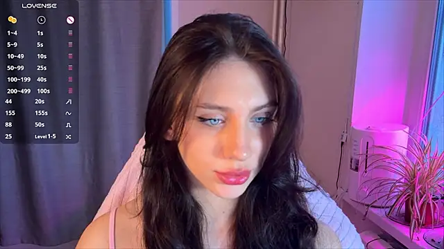 lunawho online show from March 14, 4:07 am