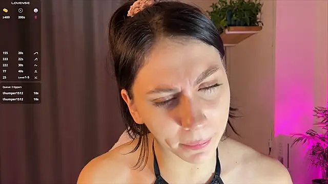 lunawho online show from February 9, 3:04 am