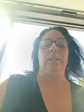 Snapshot of pulpeuse64 chatting on June 17, 8:03 am pulpeuse64 online show from June 17, 8:03 am