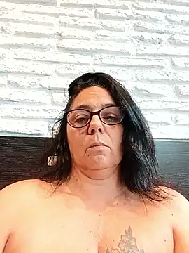 Snapshot of pulpeuse64 chatting on June 10, 10:27 am pulpeuse64 online show from June 10, 10:27 am