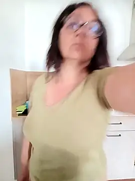 pulpeuse64 online show from March 25, 8:35 am