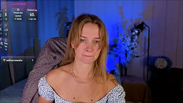 Crystal Kris online show from February 19, 5:26 am