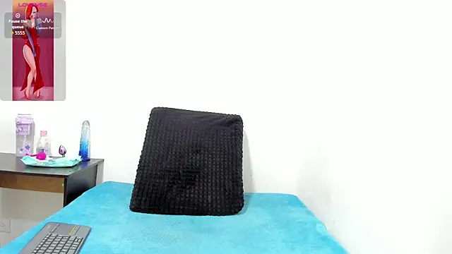 catalinaa32 online show from April 18, 11:01 am