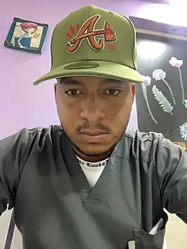 Snapshot of Danny_black11 chatting on February 21, 7:16 pm Danny black11 online show from February 21, 7:16 pm