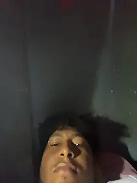 Snapshot of Danny_black11 chatting on February 5, 7:21 pm Danny black11 online show from February 5, 7:21 pm