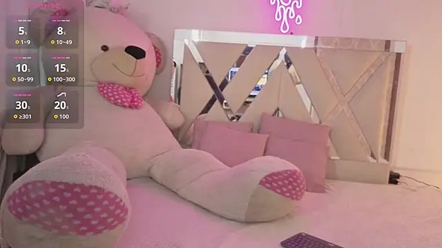 Snapshot of MILAH_TAY chatting on April 27, 11:41 am MILAH TAY online show from April 27, 11:41 am