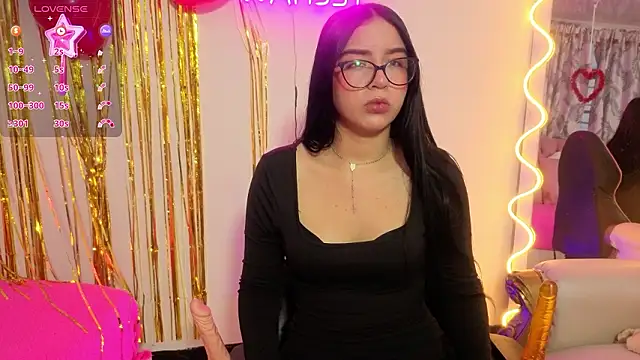 Snapshot of MILAH_TAY chatting on February 26, 11:43 am MILAH TAY online show from February 26, 11:43 am