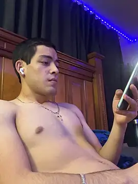 Tupapi696969q online show from April 13, 6:39 am