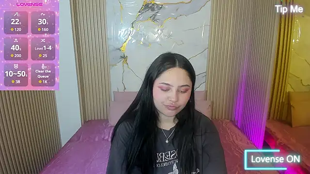 Siena Tay online show from March 24, 11:54 am