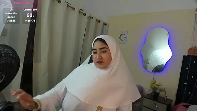 SamiraAwada online show from April 9, 7:09 pm