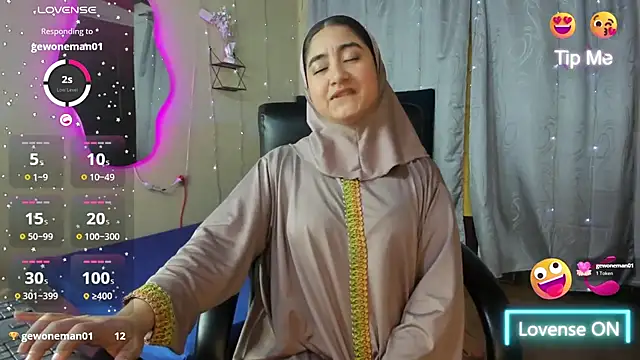 SamiraAwada online show from March 12, 6:45 pm