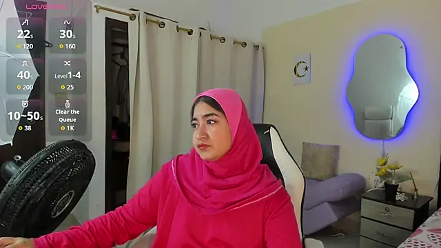 SamiraAwada online show from April 17, 6:55 pm