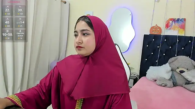 Snapshot of SamiraAwada chatting on May 22, 7:45 pm SamiraAwada online show from May 22, 7:45 pm