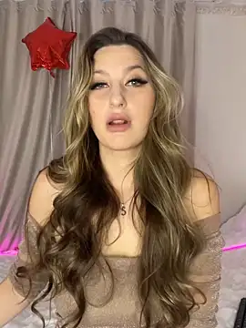 Alyxra online show from February 6, 8:21 am