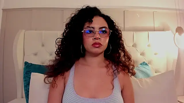 amanda rios online show from May 24, 7:47 pm