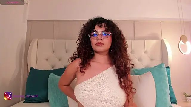 amanda rios online show from March 8, 7:28 pm