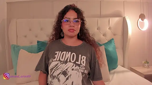 amanda rios online show from March 27, 11:05 pm