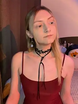 Leecey online show from February 5, 9:54 pm