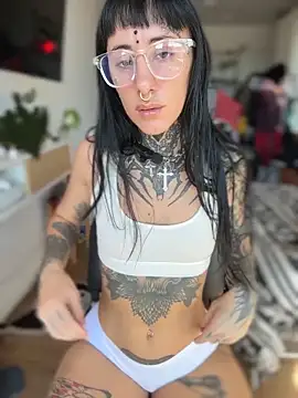 xsadtanas online show from April 19, 1:45 pm