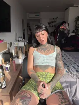 xsadtanas online show from June 5, 6:13 pm