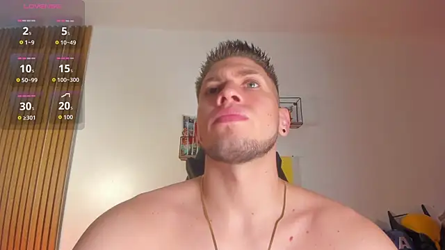 Snapshot of SebastianMaximoff_ chatting on June 24, 8:06 pm SebastianMaximoff online show from June 24, 8:06 pm