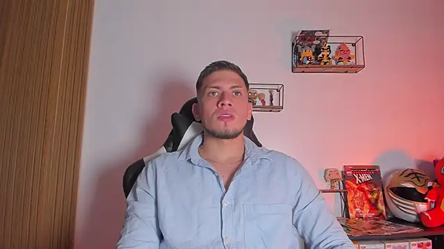 Snapshot of SebastianMaximoff_ chatting on February 16, 9:34 pm SebastianMaximoff online show from February 16, 9:34 pm